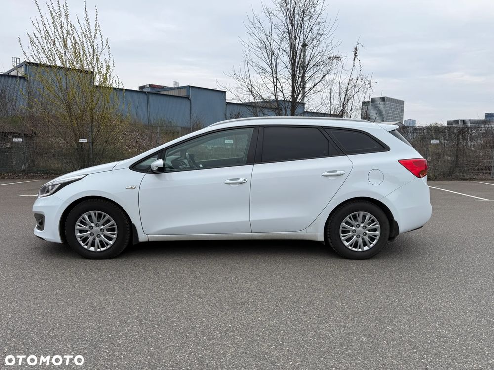 Kia Ceed 1.6 CRDi M - 3