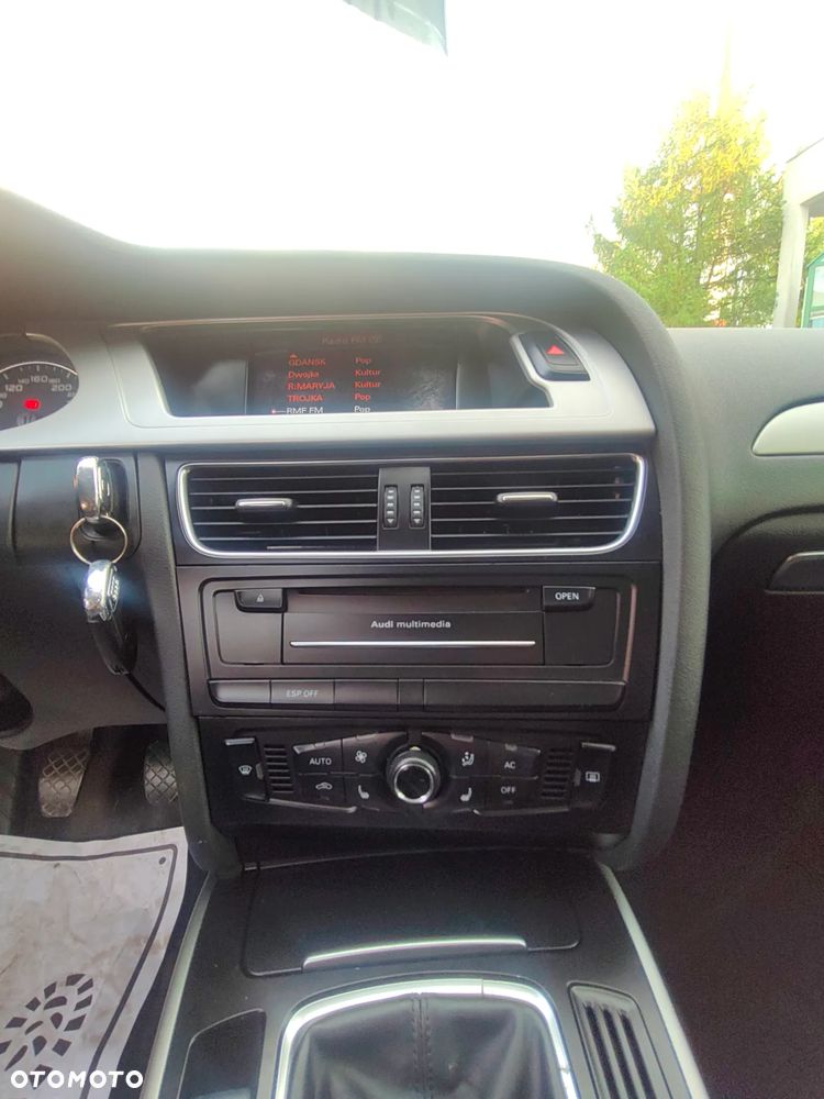 Audi A4 Avant - 14