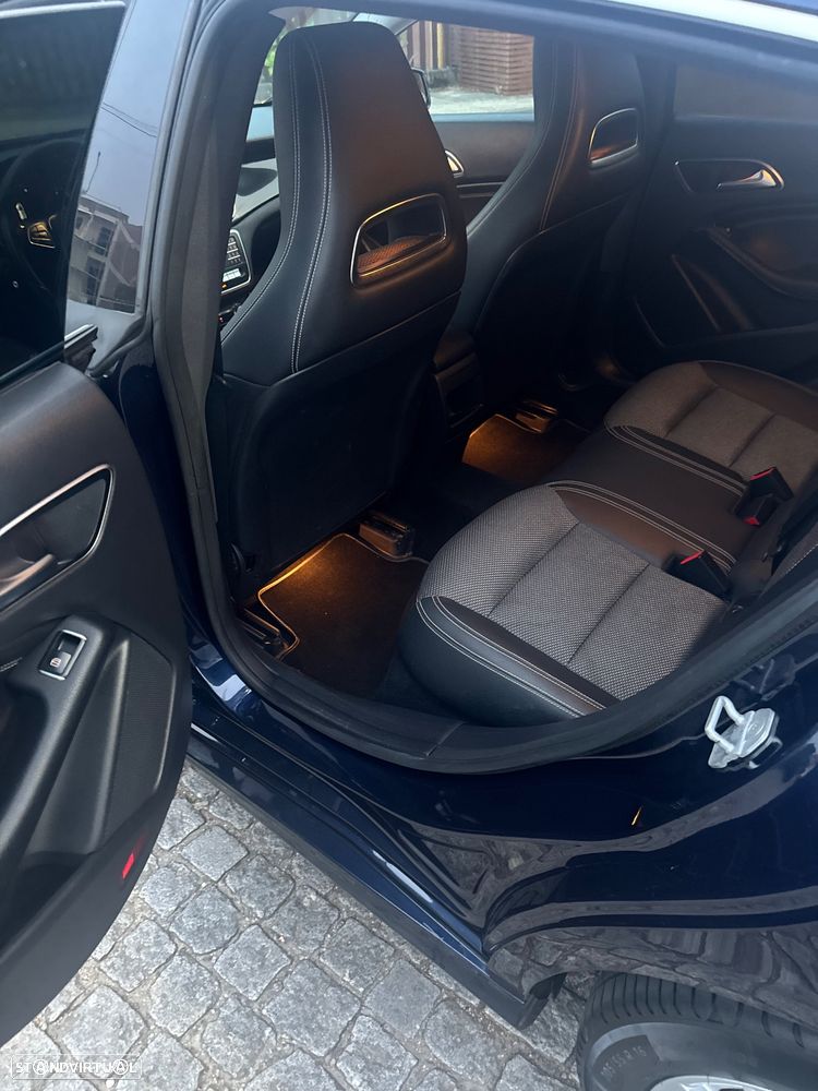 Mercedes-Benz CLA 180 d Shooting Brake - 13