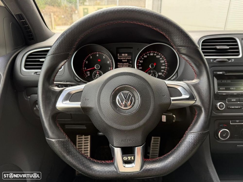 VW Golf - 8
