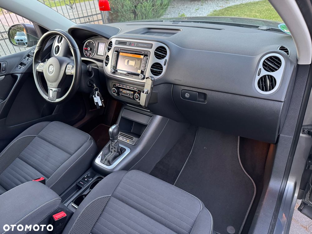 Volkswagen Tiguan 2.0 TDI DPF 4Motion BlueMotion Technology DSG Cup Sport & Style - 13