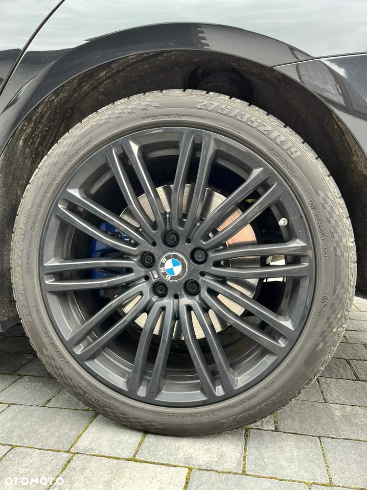 BMW Seria 5 530i Sport - 15