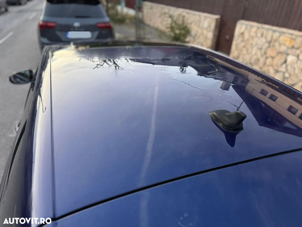 Volkswagen Golf 2.0 TDI DPF MATCH - 31