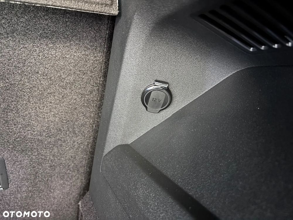 Volkswagen Tiguan 2.0 TDI Elegance DSG - 8