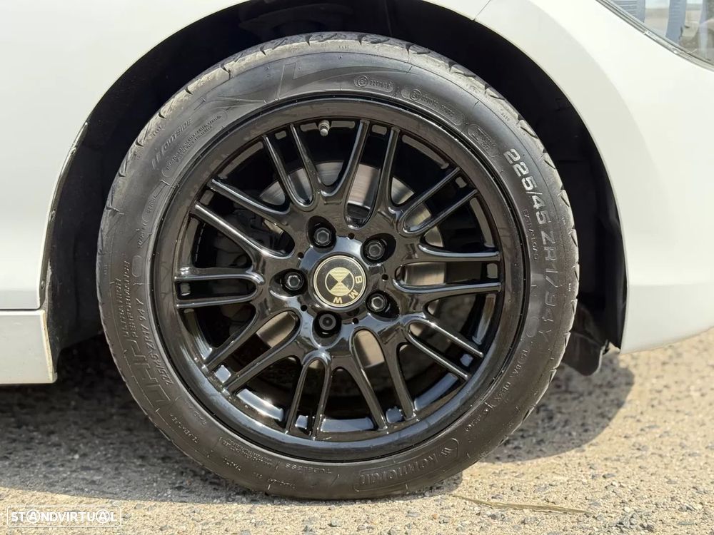 BMW 120 d Urban Line - 45