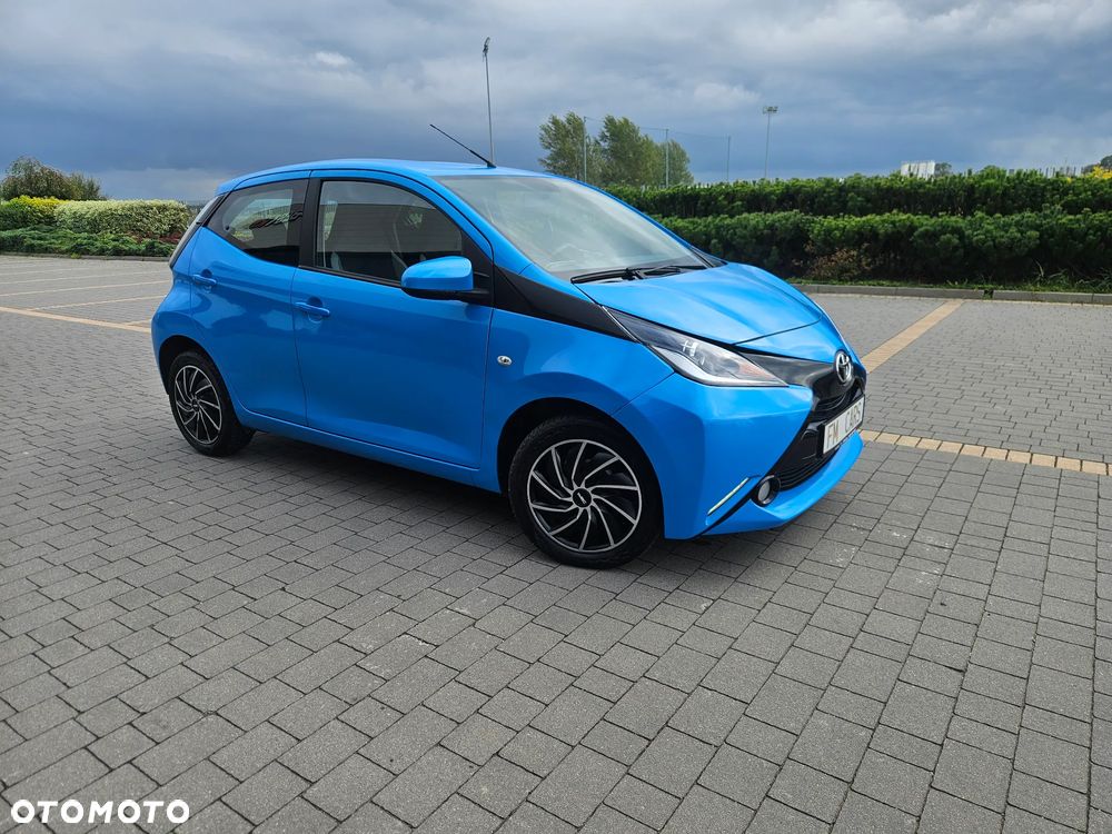 Toyota Aygo x-play - 28