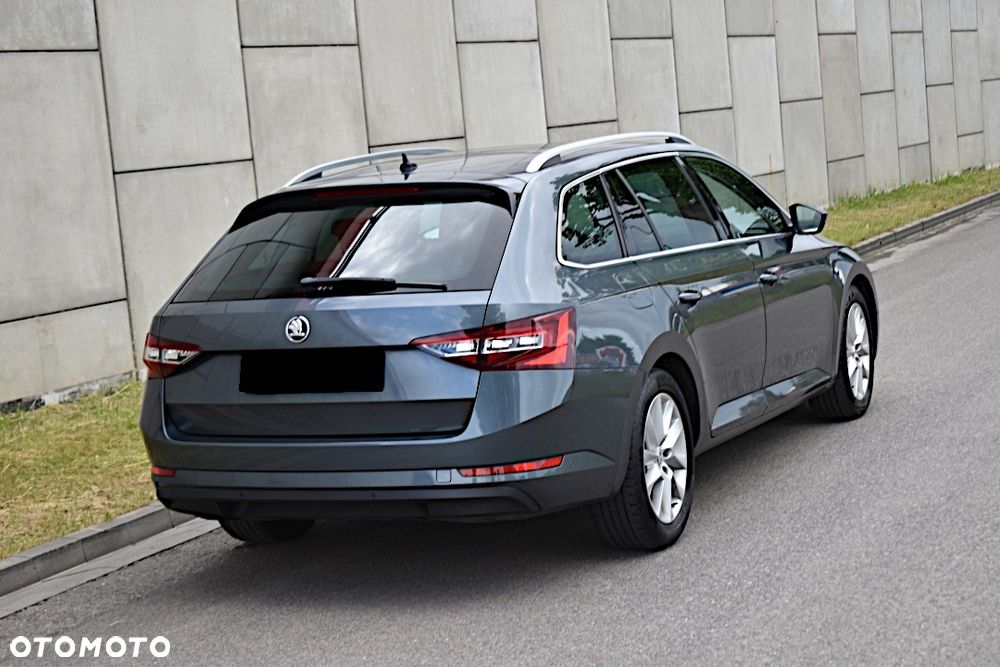 Skoda Superb 1.6 TDI Style - 14