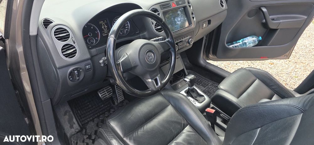 Volkswagen Golf Plus CrossGolf 2.0 TDI DPF DSG - 11