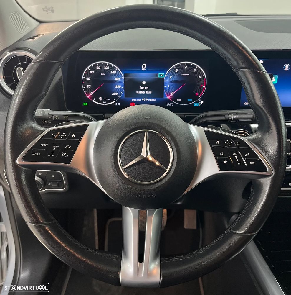 Mercedes-Benz GLA 200 Progressive - 9