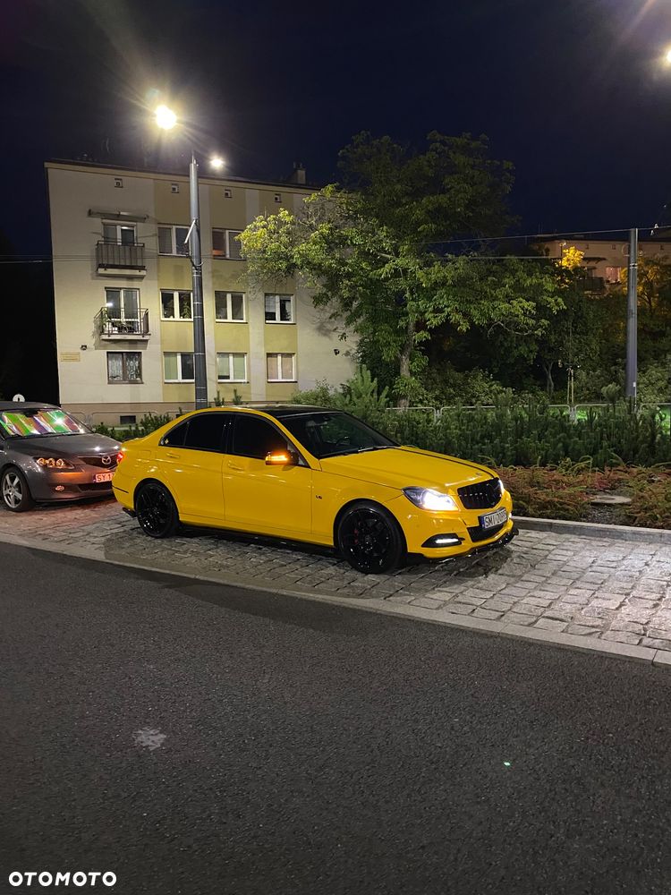 Mercedes-Benz Klasa C 350 CDI DPF (BlueEFFICIENCY) 7G-TRONIC Avantgarde - 8