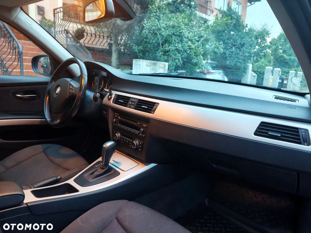 BMW Seria 3 - 14