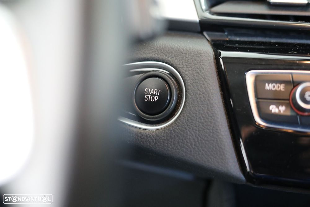 BMW 225xe Active Tourer Advantage - 33