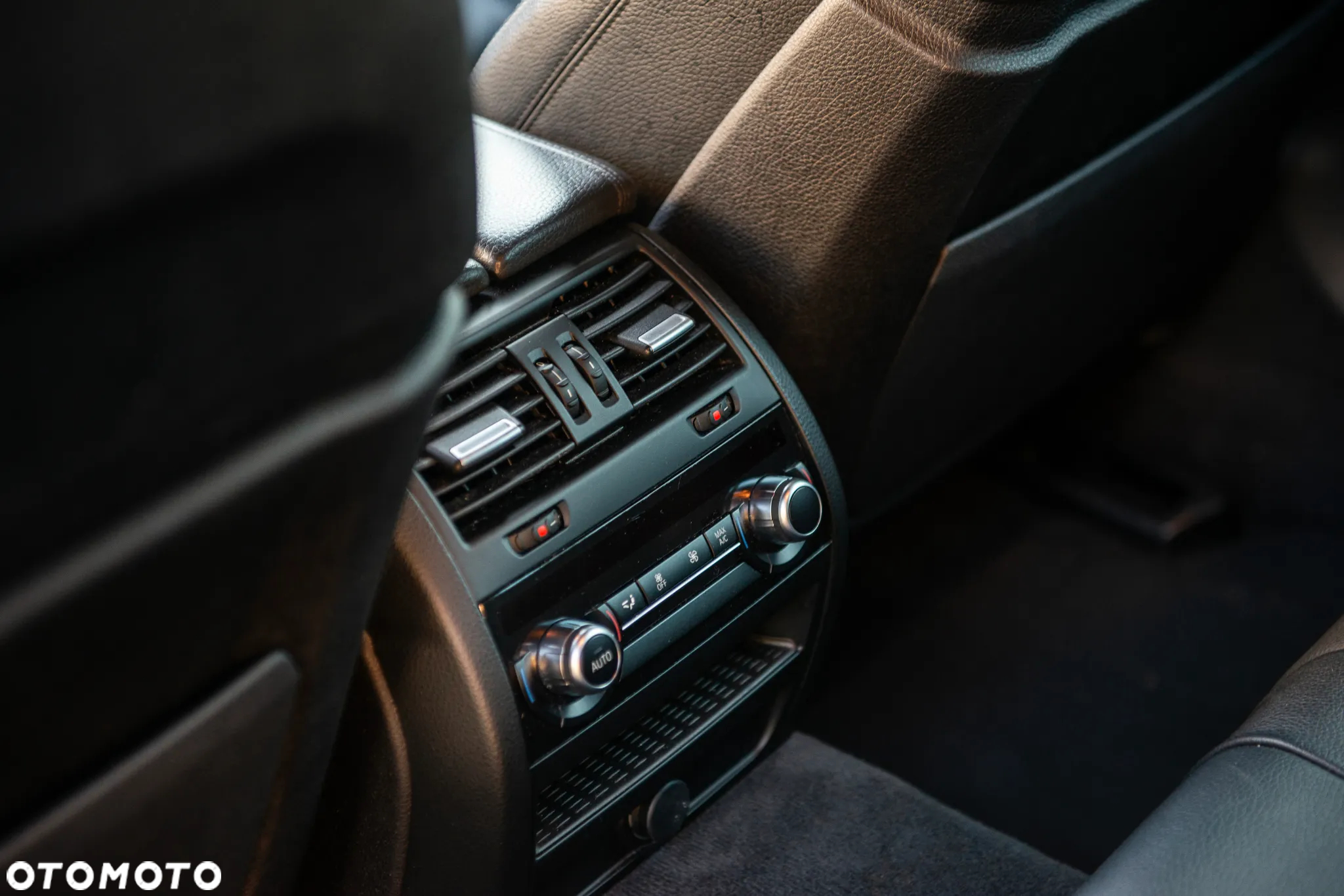 BMW Seria 5 530d Touring Blue Performance Sport-Aut - 24