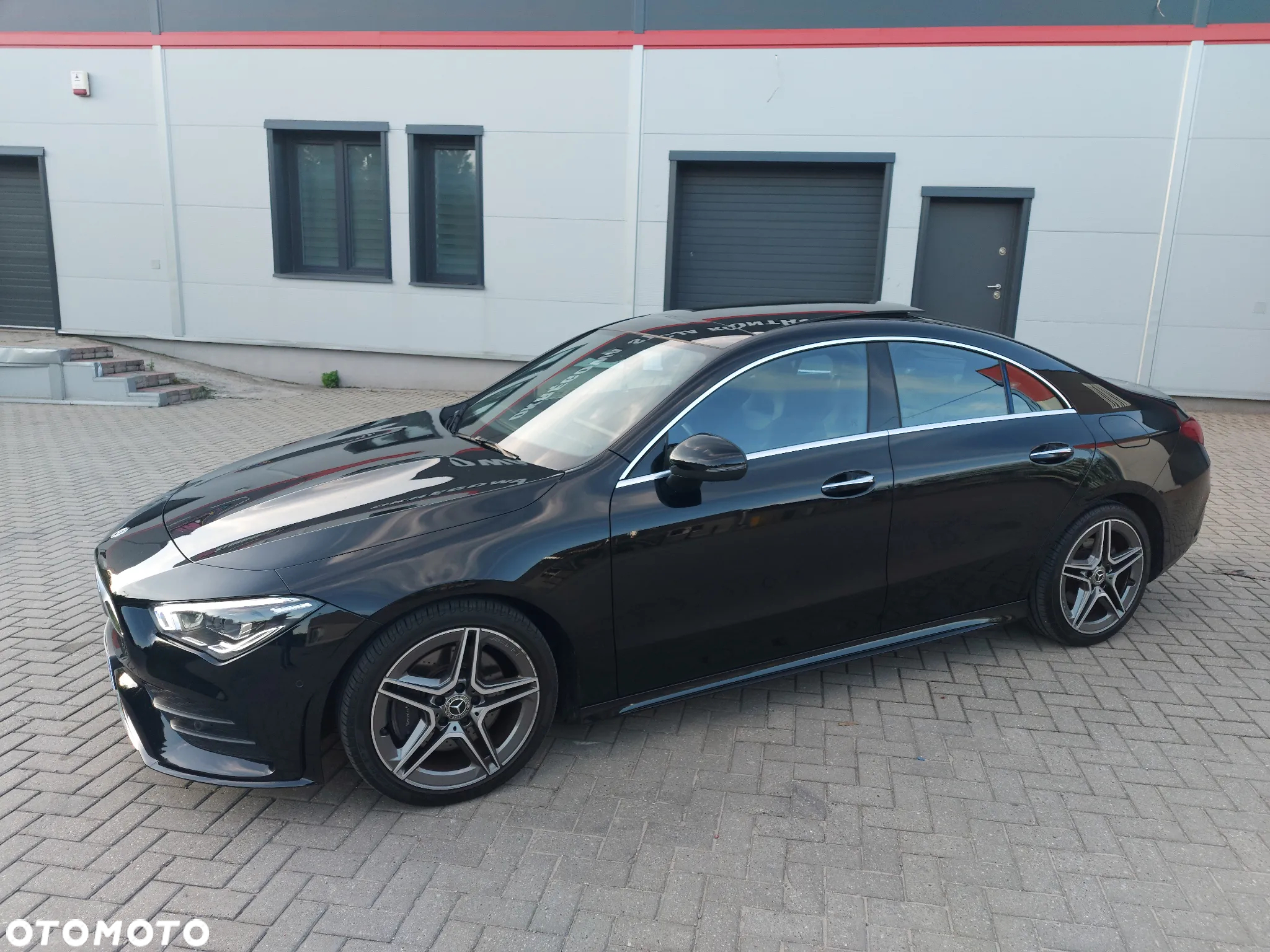 Mercedes-Benz CLA 200 d 8G-DCT AMG Line - 4