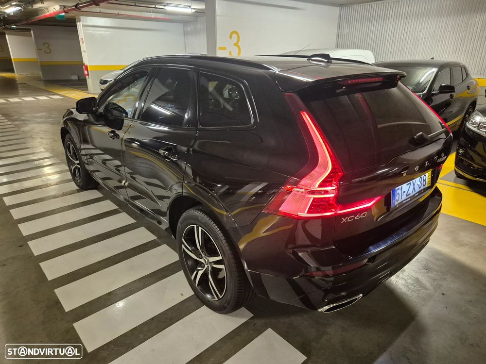 Volvo XC 60 2.0 D4 R-Design Geartronic - 12