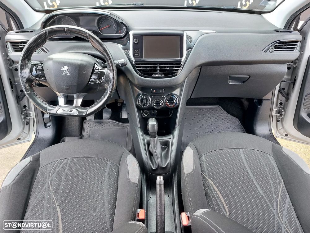 Peugeot 208 1.4 HDi Active - 17