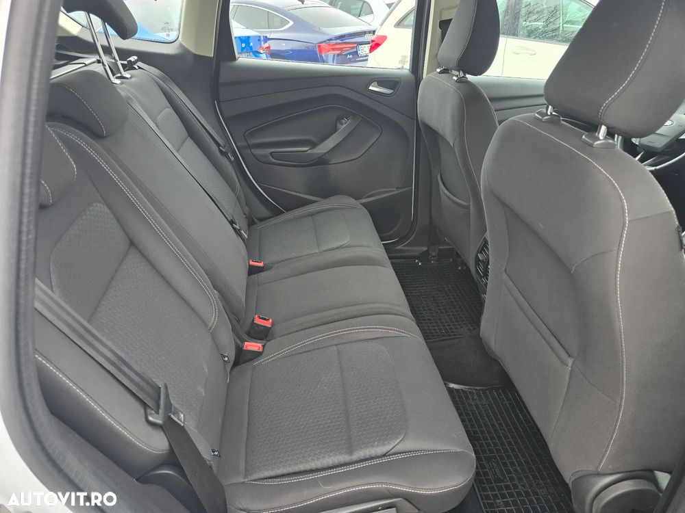 Ford Kuga 2.0 EcoBlue Aut. 4x4 TITANIUM - 12