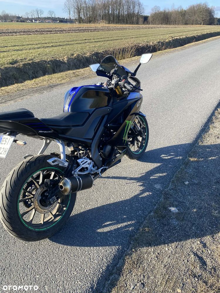 Yamaha YZF - 5