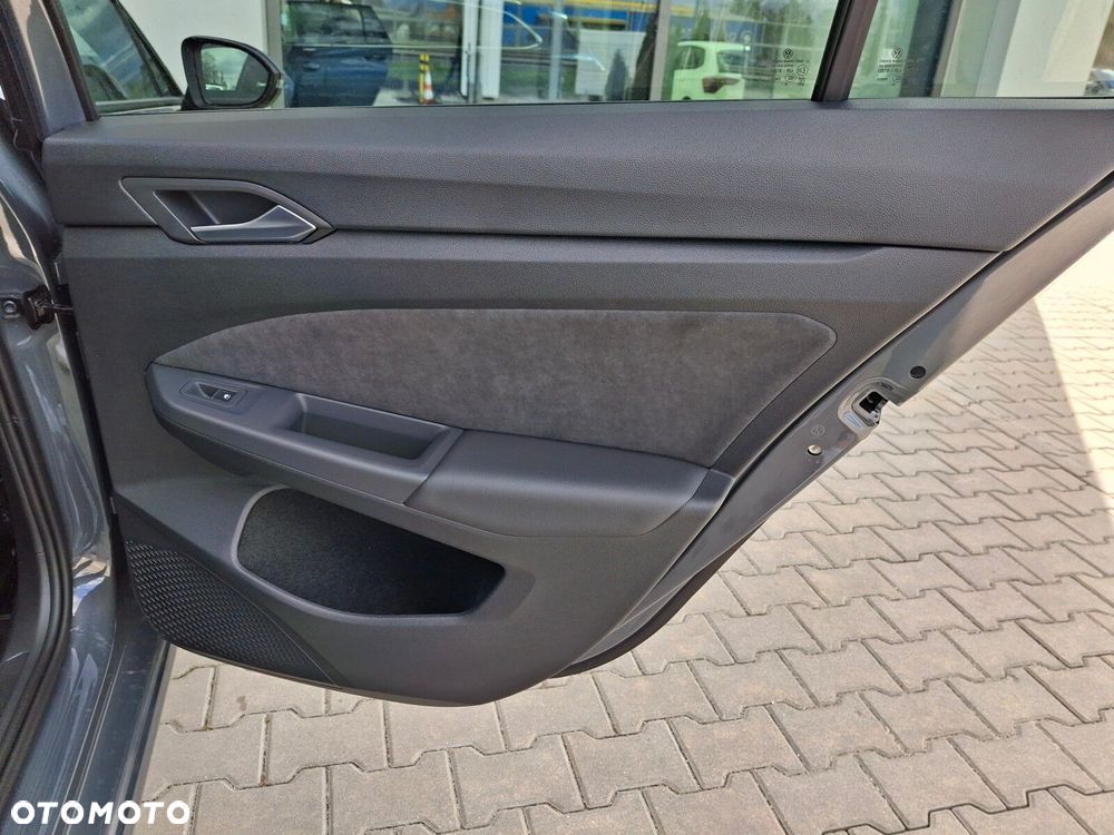 Volkswagen Golf Variant 1.5 TSI Life Plus - 21