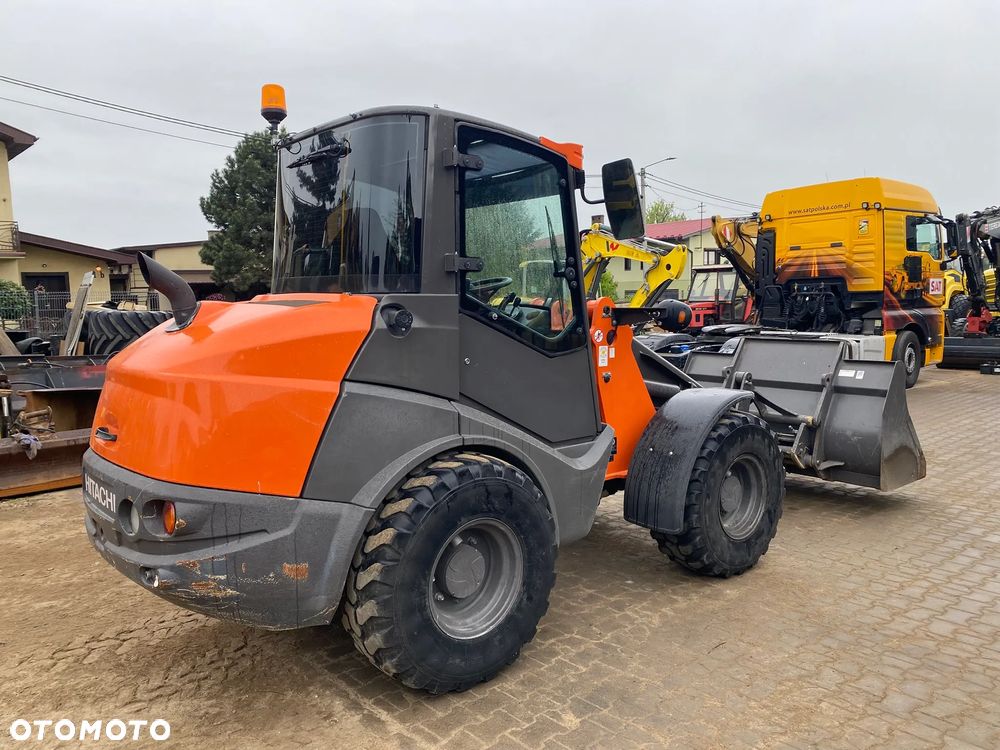 Hitachi ZW95, 2020 ROK, 2700 MTH, ŁYŻKA + WIDŁY, z NIEMIEC, PIĘKNY STAN - 8