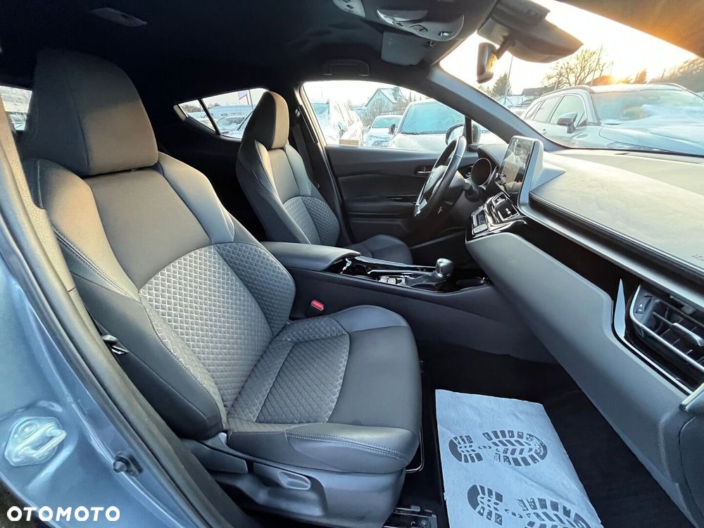 Toyota C-HR 1.8 Hybrid Style - 30