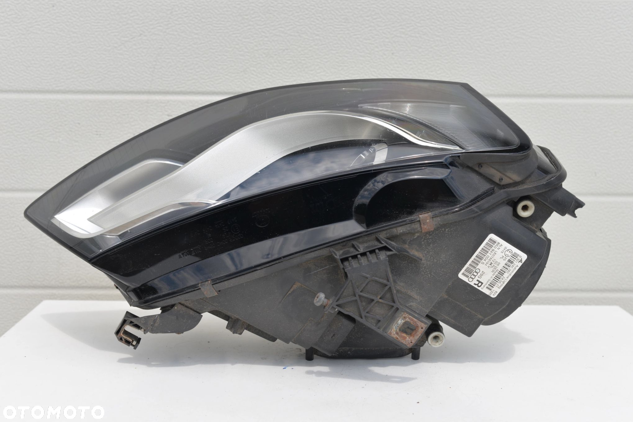 LAMPA PRZEDNIA REFLEKTOR BI-XENON SKRĘTNY AUDI A4 B8 PRZEDLIFT 8K0941004S - 5