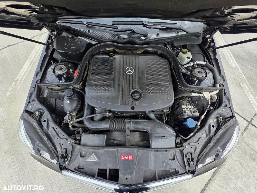 Mercedes-Benz E 220 CDI DPF BlueEFFICIENCY 7G-TRONIC Avantgarde - 16