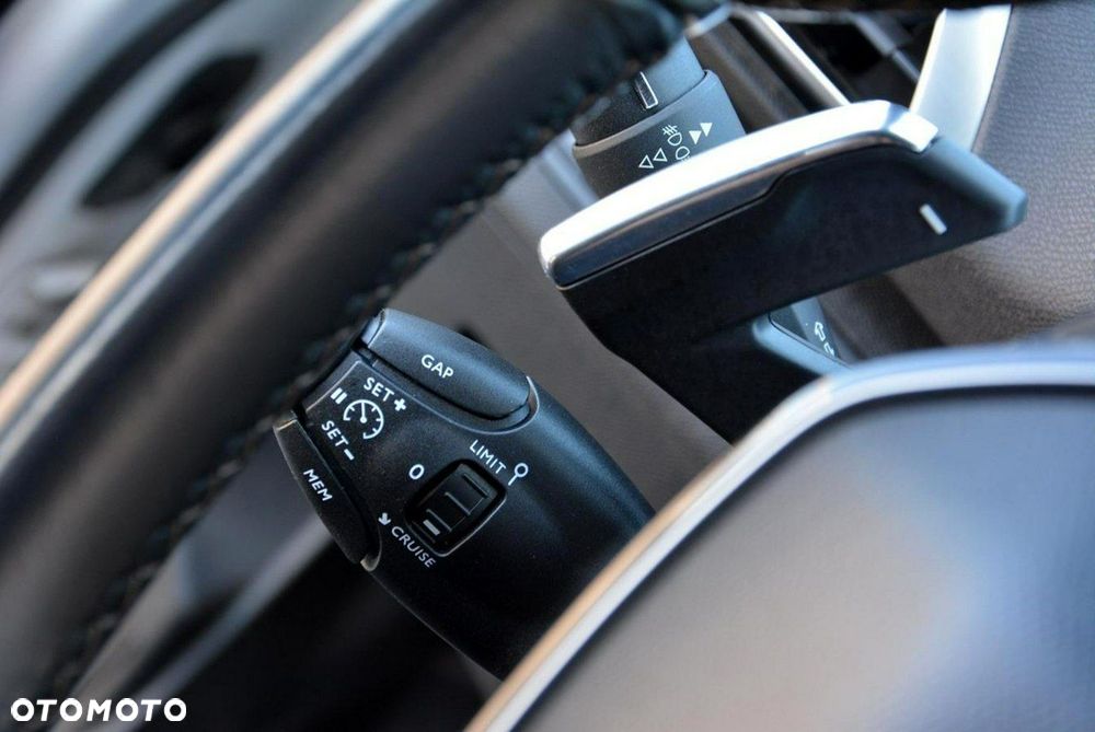 Peugeot 5008 BlueHDi 180 EAT8 GT Pack - 25