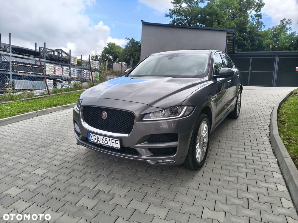 Jaguar F-Pace 2.0 i4D AWD Prestige - 2