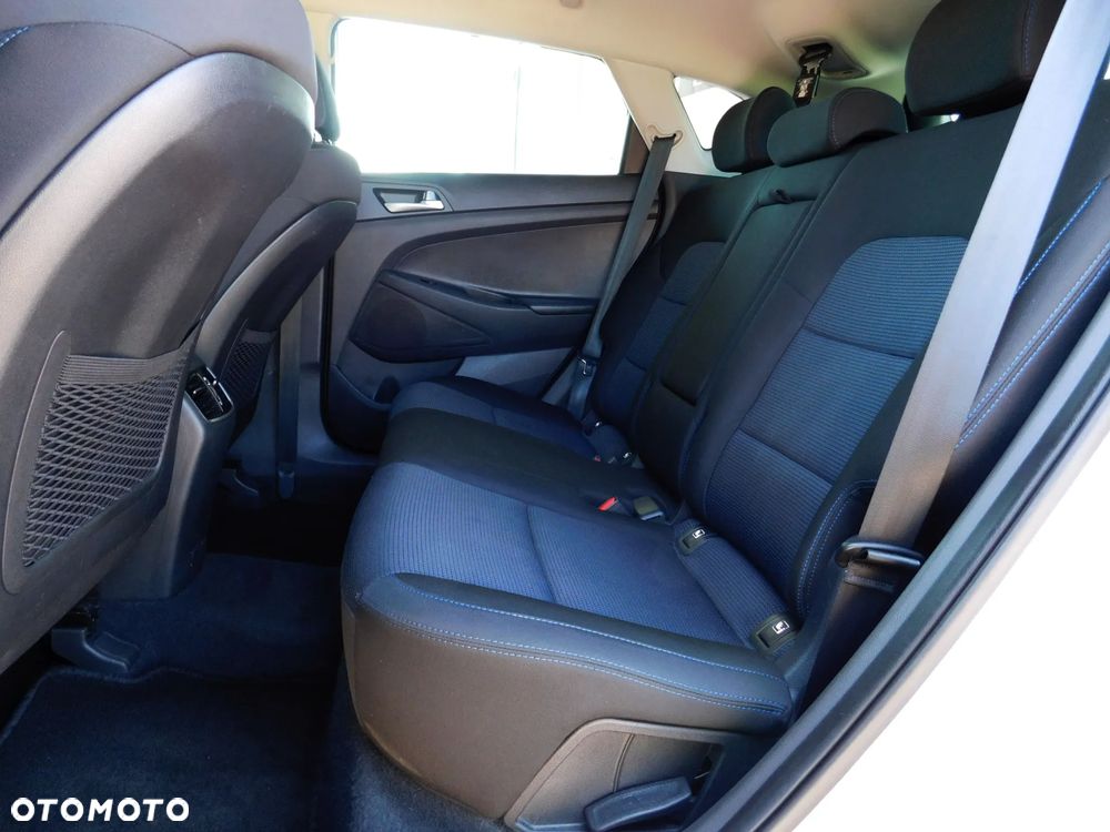 Hyundai Tucson blue 1.7 CRDi 2WD Style - 6