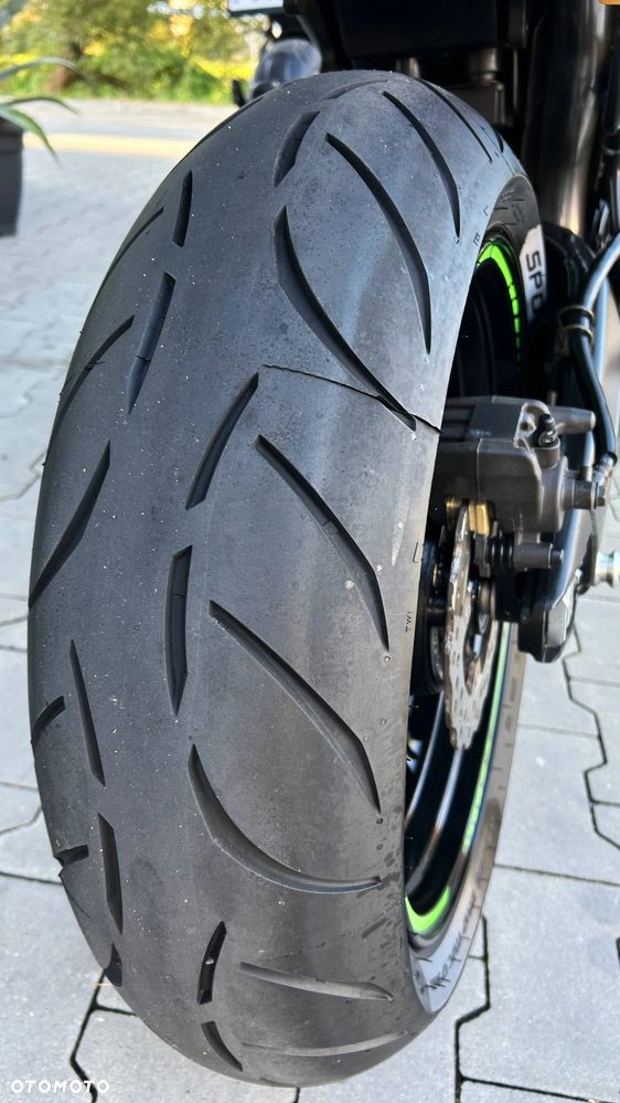 Kawasaki ZX - 11