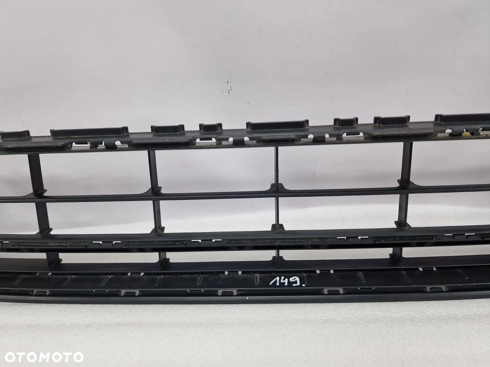VW PASSAT B8 R-LINE / GTE LIFT 18- KRATKA ŚRODKOWA ZDERZAKA PRZEDNIEGO PRZÓD , NR 3G0853671AA / 3G0853677A / 3G0853671S / 3G0853677AG , NR AUKCJI KR149 - 4