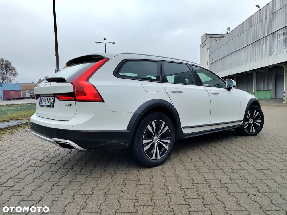 Volvo V90 Cross Country D4 AWD Pro - 10