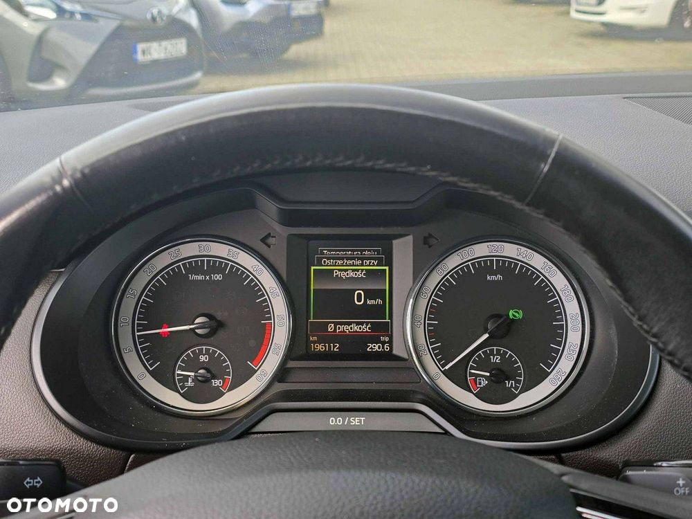 Skoda Octavia 2.0 TDI SCR L&K DSG - 16