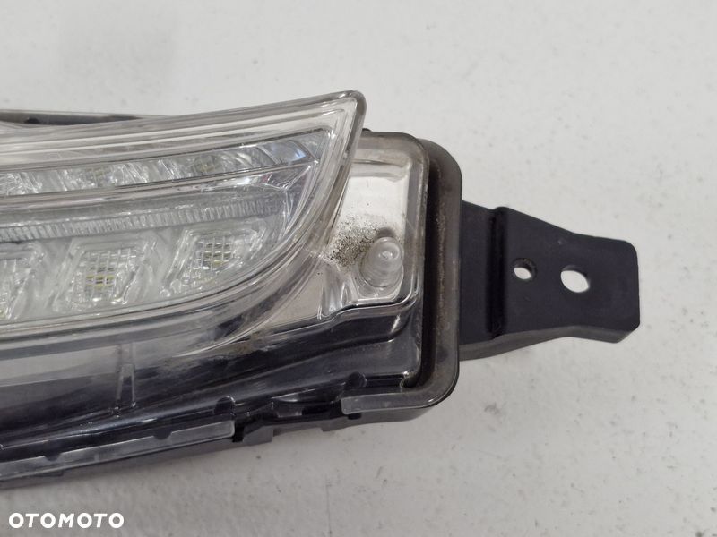 SUZUKI VITARA III 3 LAMPA HALOGEN DRL DO JAZDY DZIENNEJ LED PRAWY PRZÓD - 7
