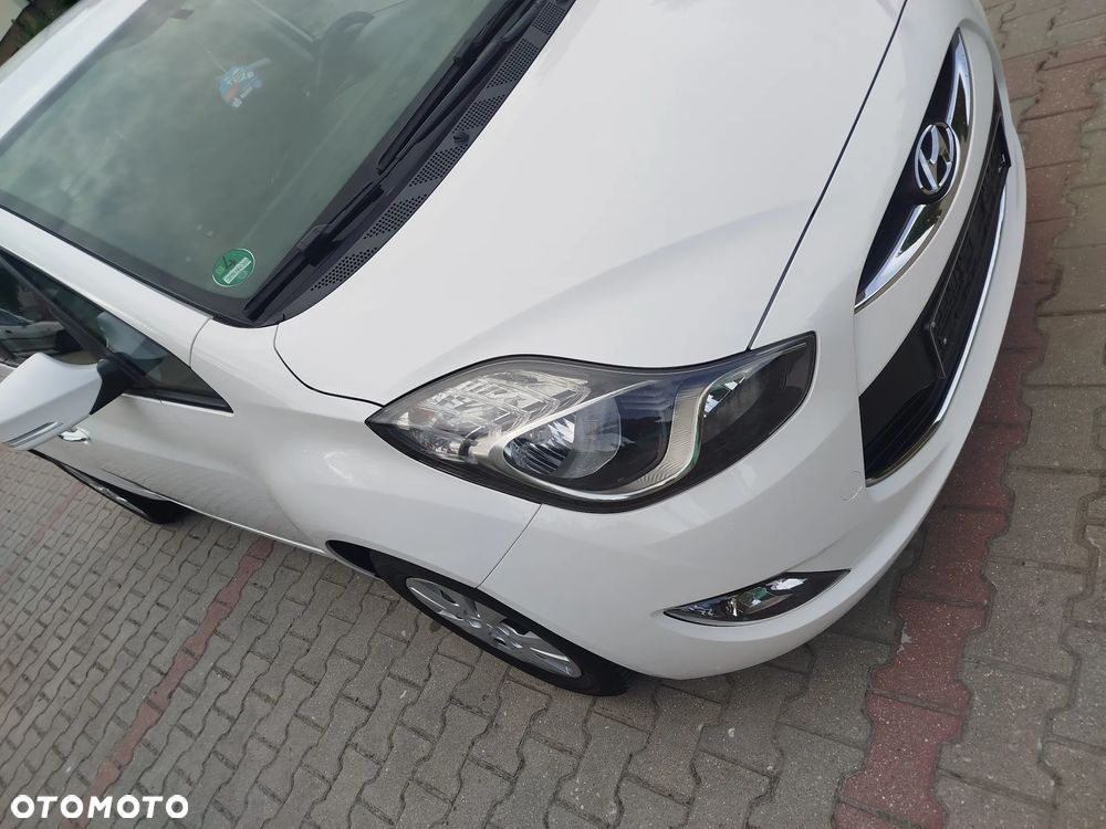 Hyundai ix20 1.4 UEFA EURO 2012 Edition - 12