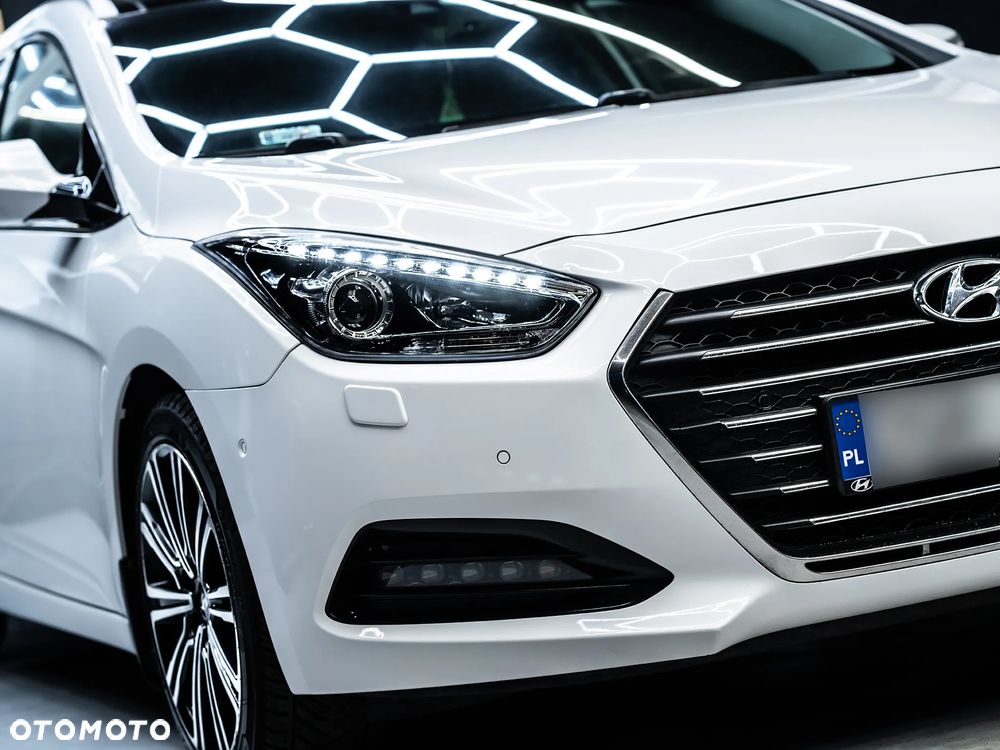 Hyundai i40 1.7 CRDi Premium DCT - 2
