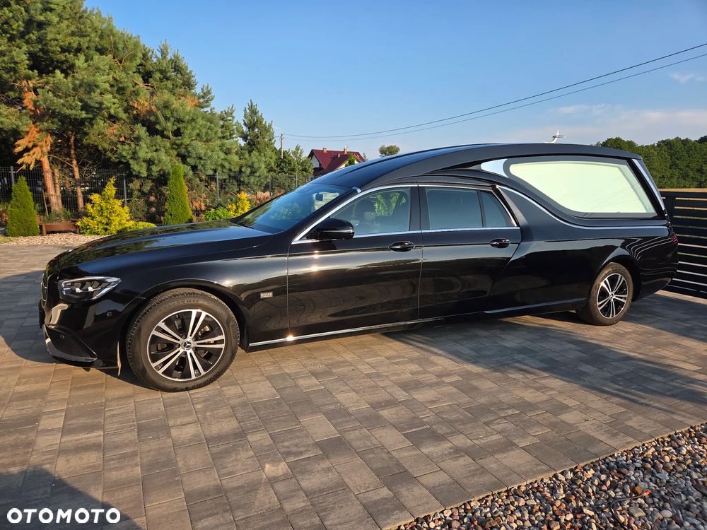 Mercedes-Benz Klasa E 220 d 4-Matic Avantgarde - 8