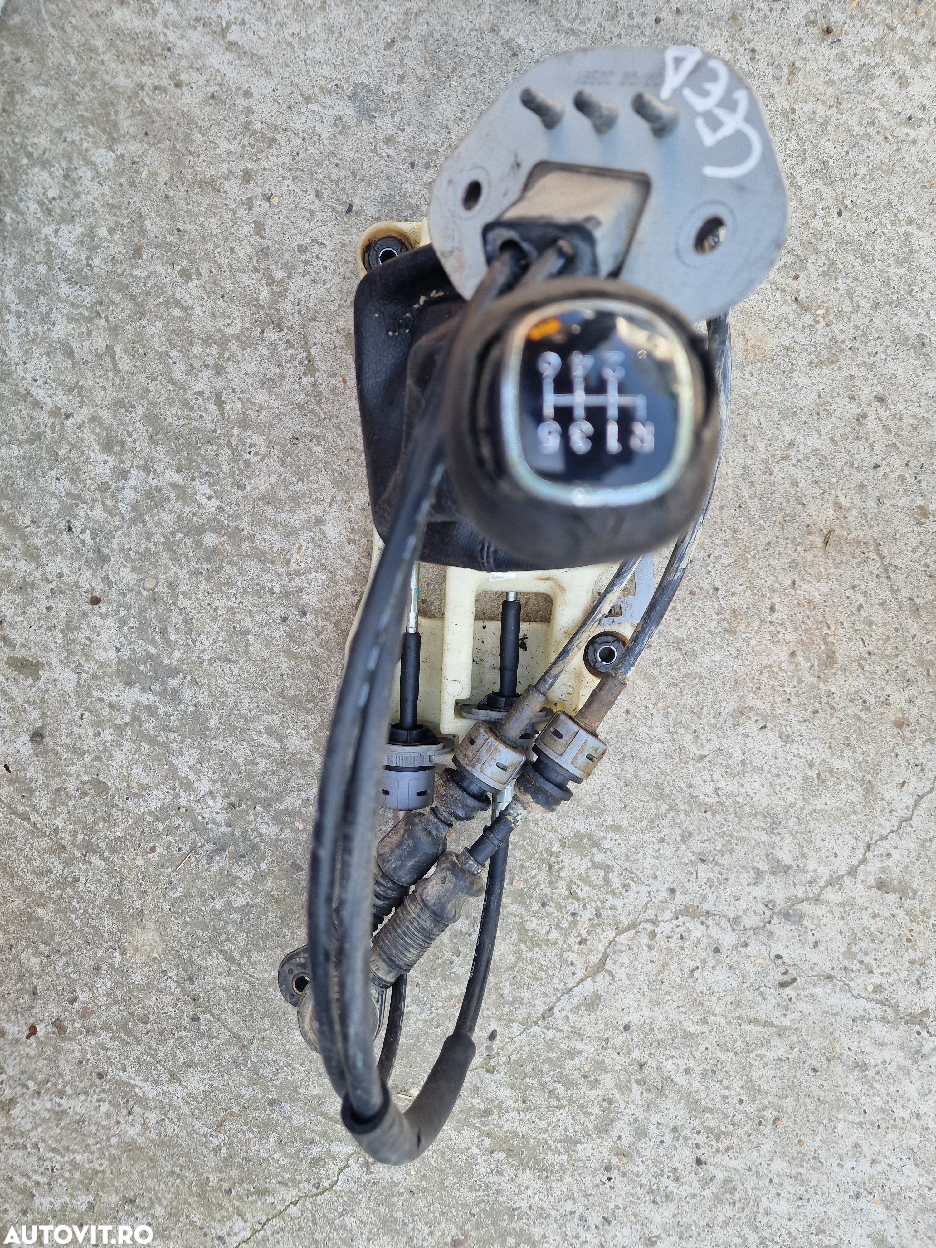 Timonereie cu cabluri 6 trepte Kia Ceed motor 1,6 crdi,an;2010 - 1