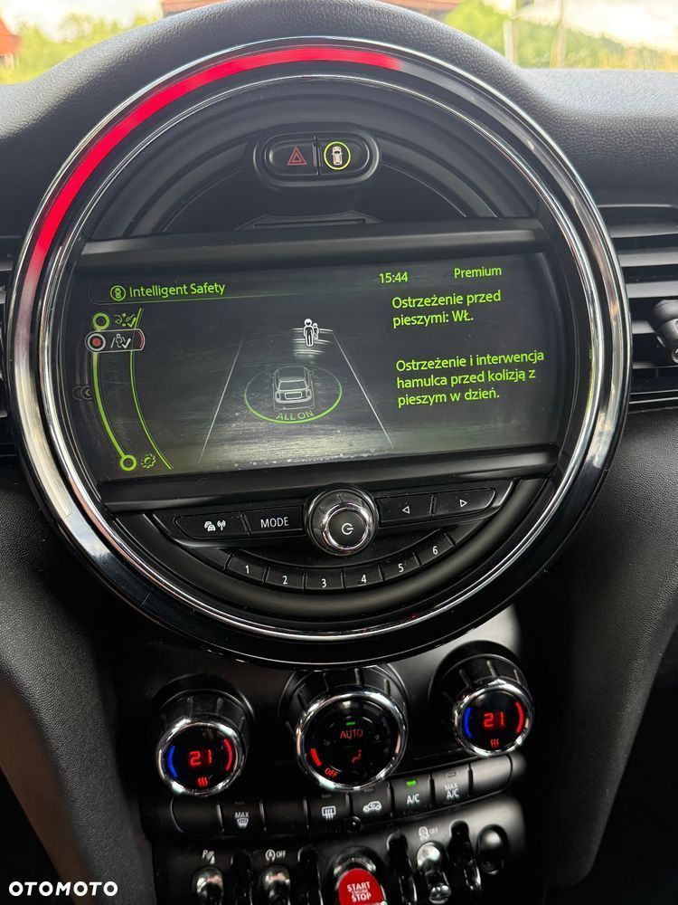 MINI John Cooper Works - 16