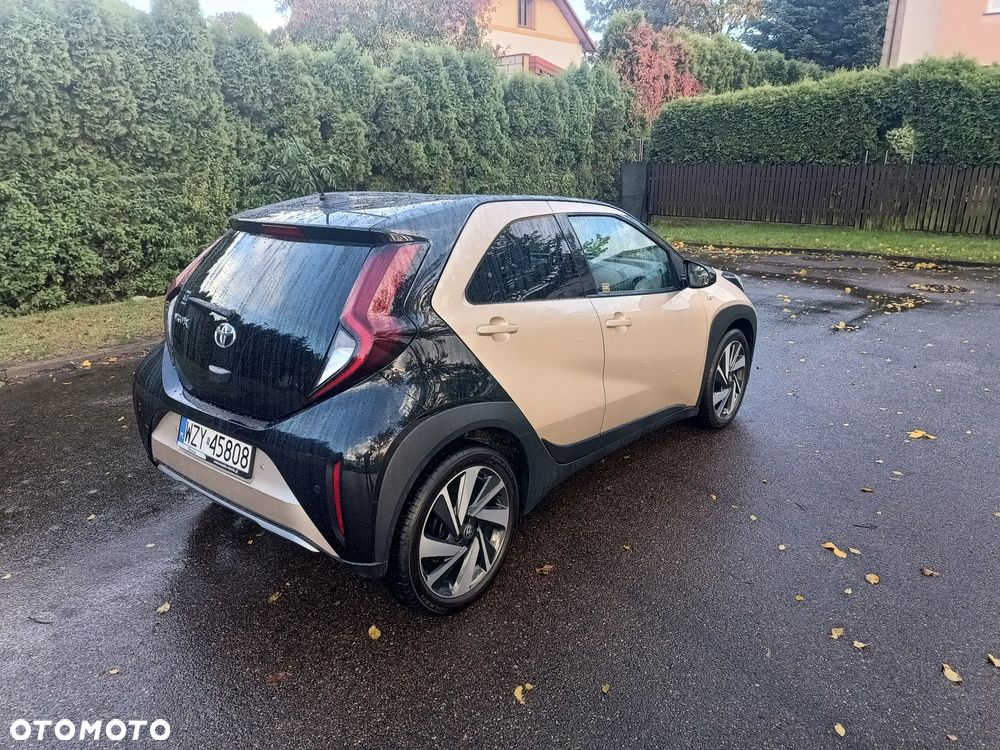 Toyota Aygo X 1.0 VVT-i Executive CVT - 5