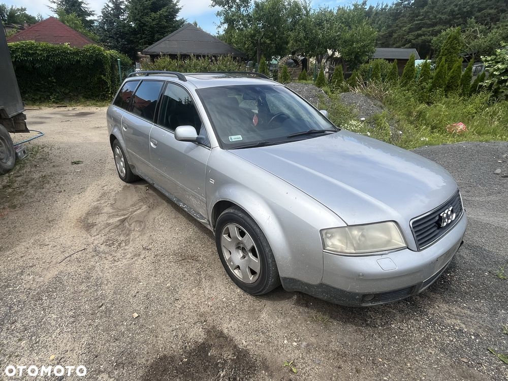 Audi A6 Avant - 1