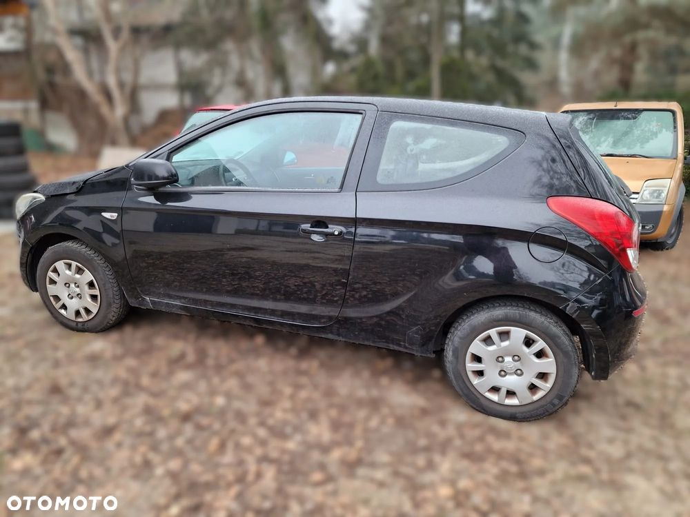 Hyundai i20 1.2 Fifa World Cup Edition - 1