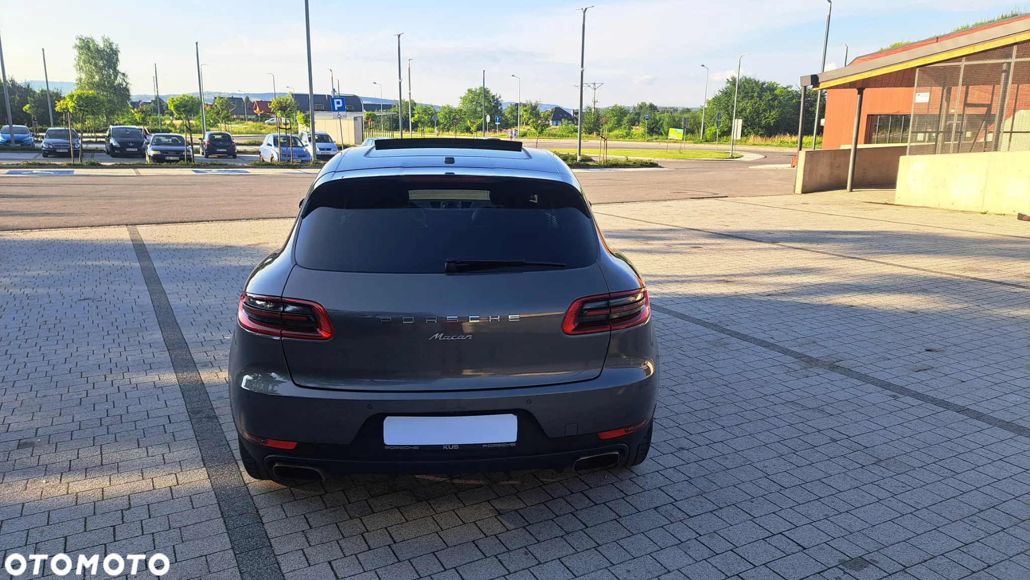 Porsche Macan - 17
