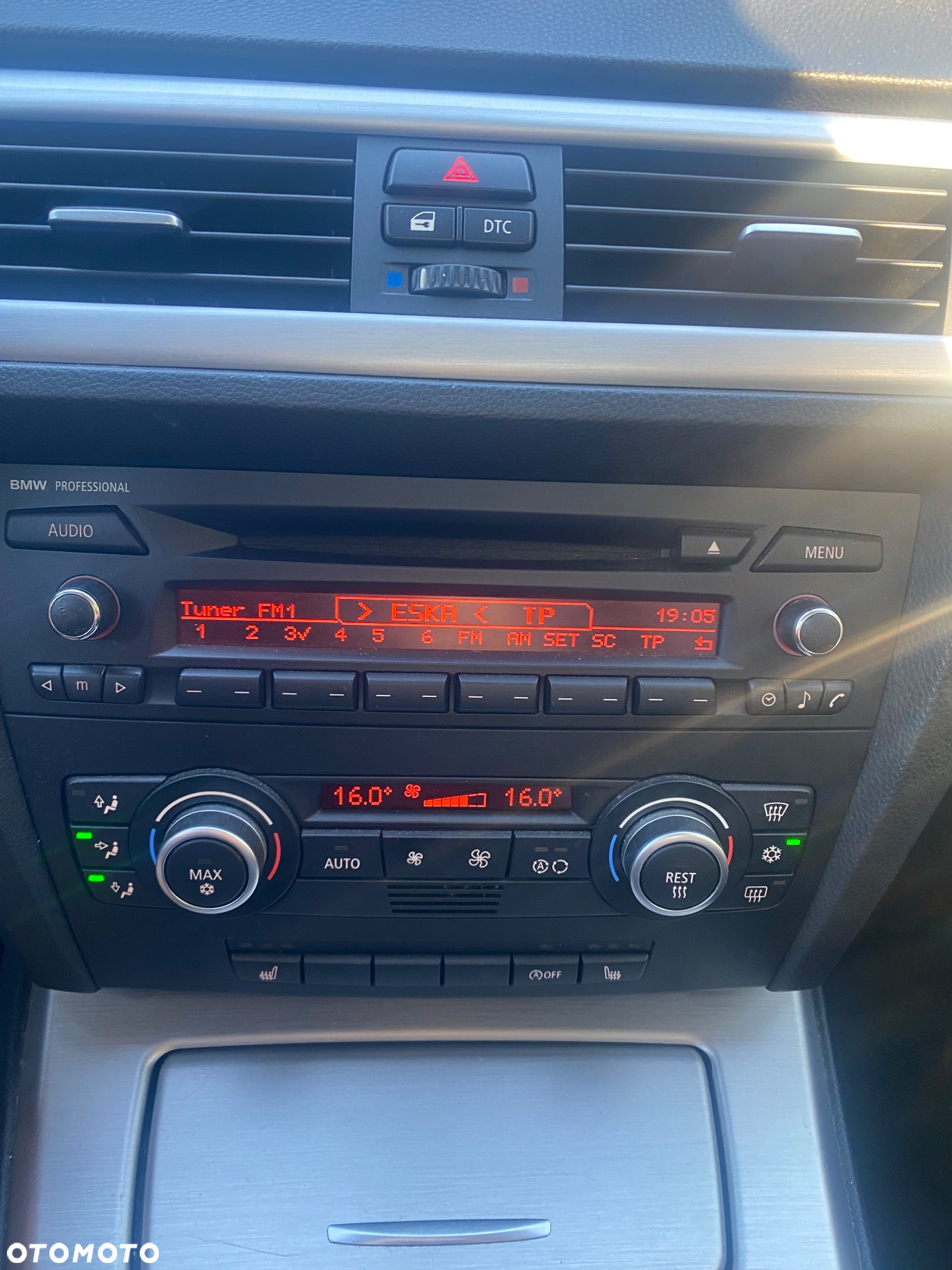 BMW Seria 3 318i Edition Sport - 6