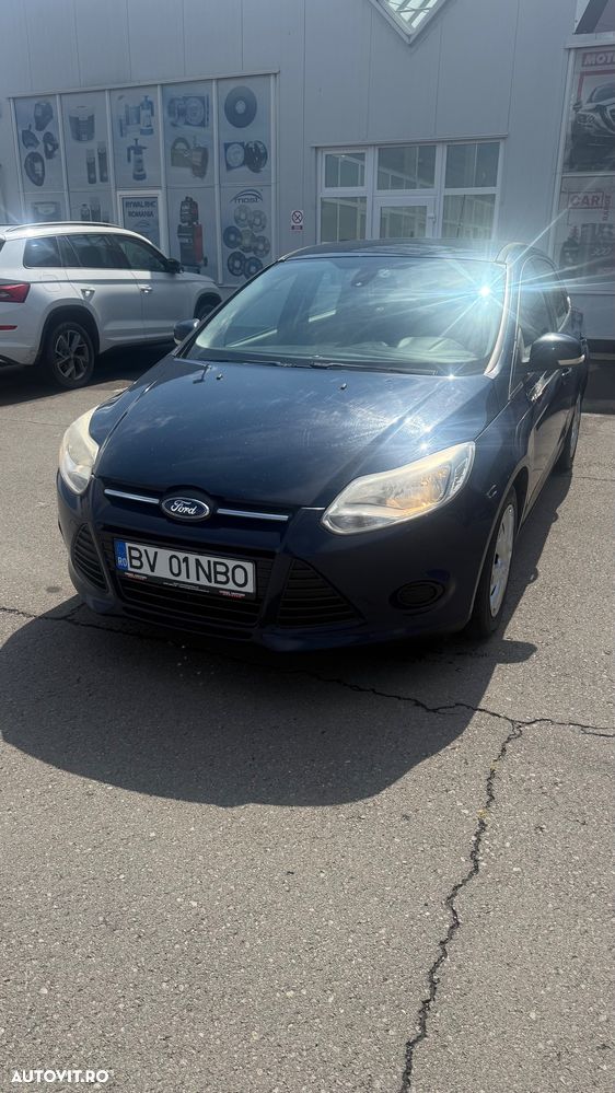 Ford Focus 1.6 TDCi DPF Ambiente - 1