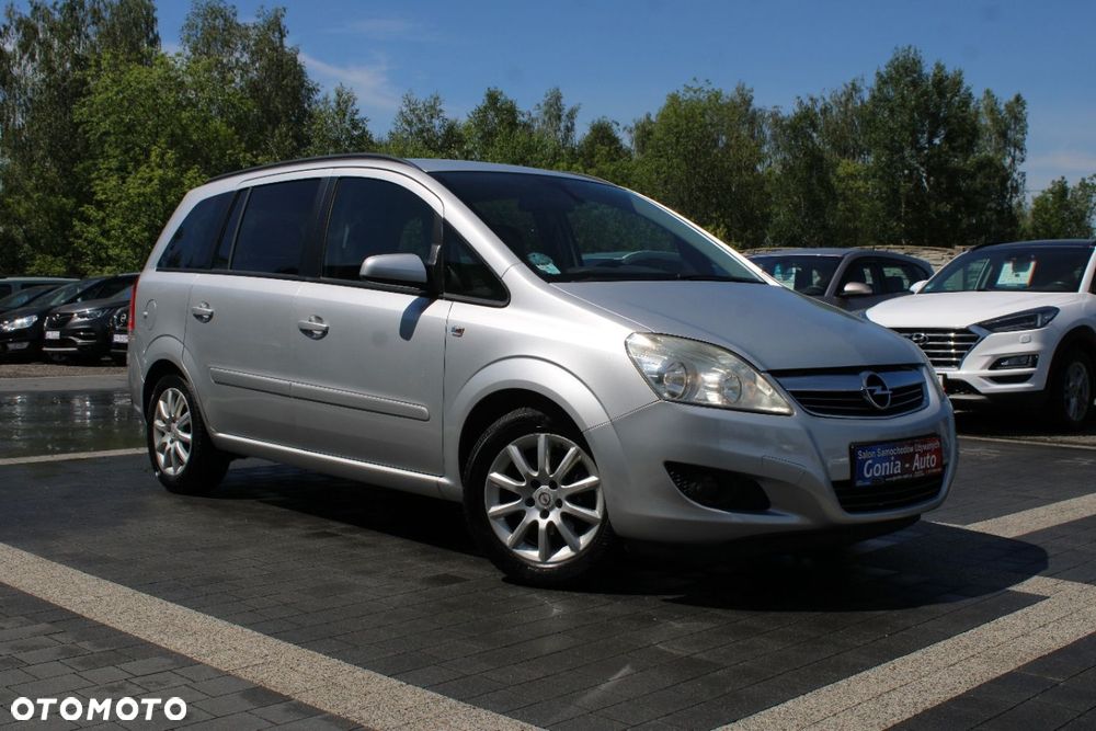 Opel Zafira - 8