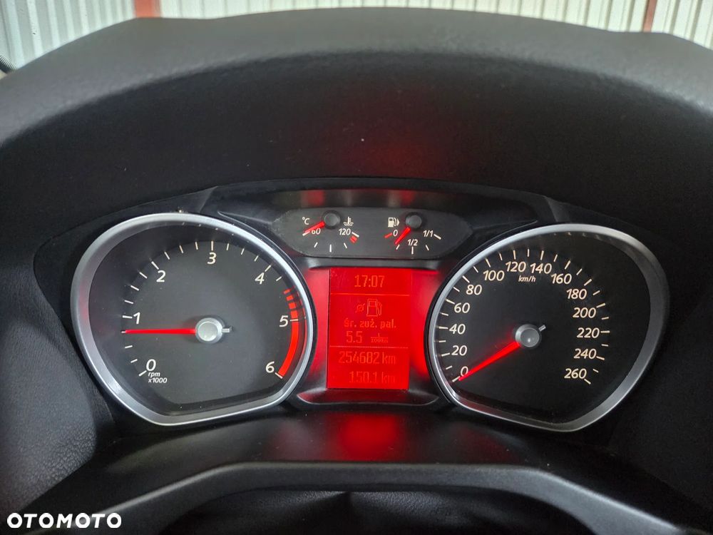 Ford Mondeo 2.0 TDCi Trend - 14