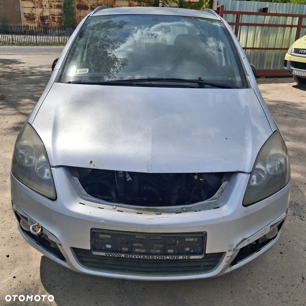 Opel Zafira B 1.9 cdti 120km Z157