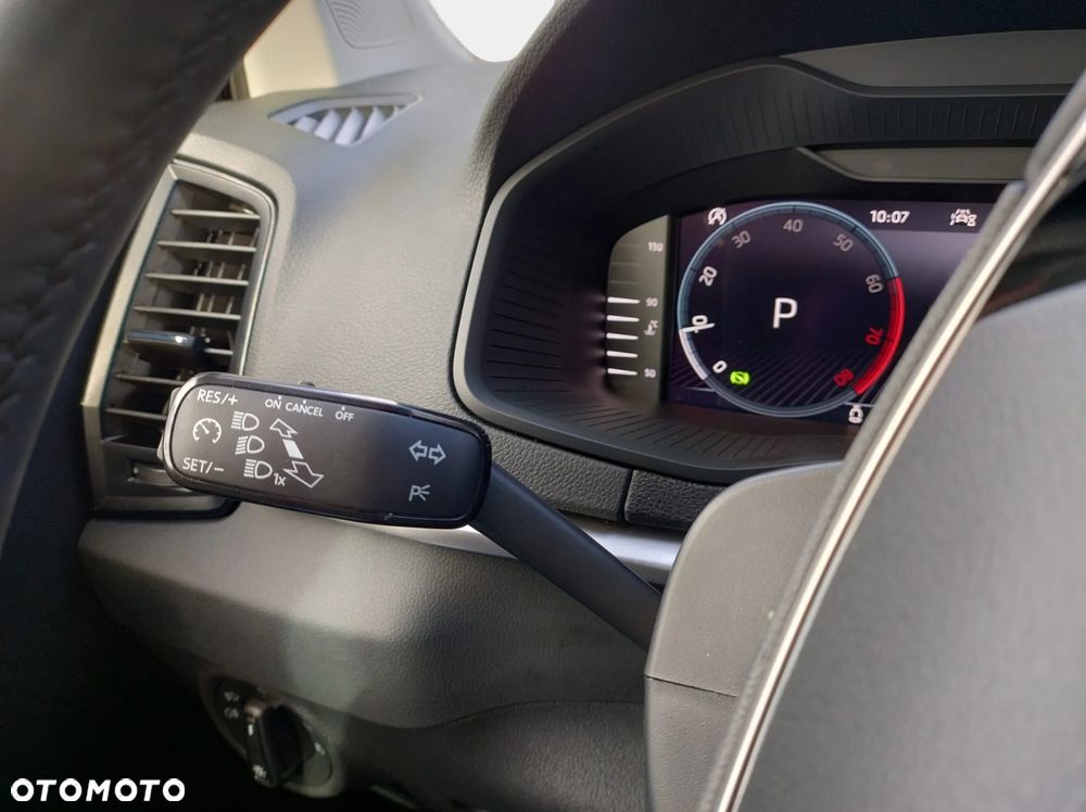 Skoda Karoq 1.5 TSI ACT Selection DSG - 31